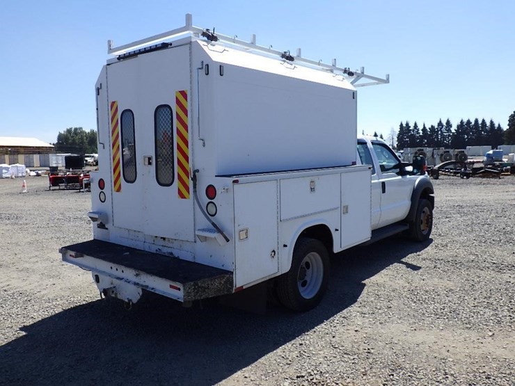 2013-ford-f550-image-4