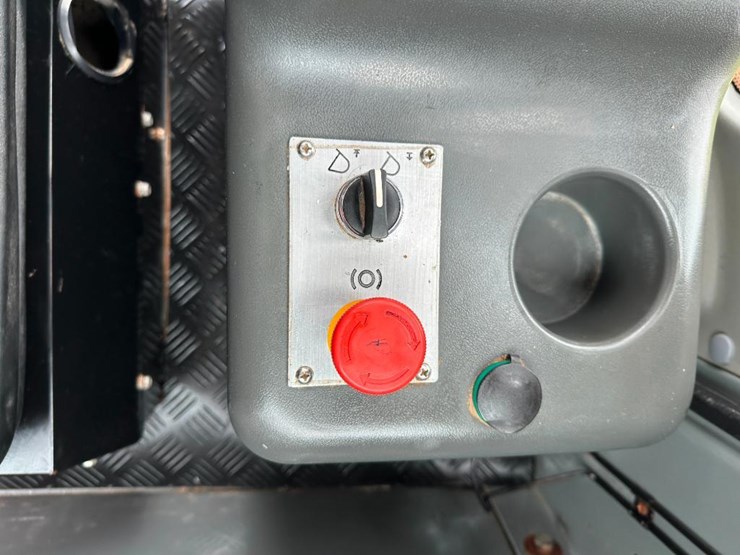 2018-xcmg-cv83pd-image-44