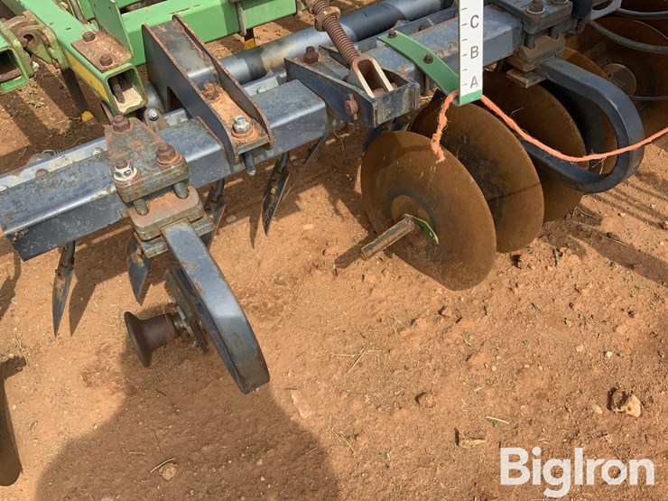john-deere-726-image-13