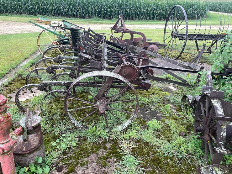 #7496-•-antique-field-cultivator-image-4