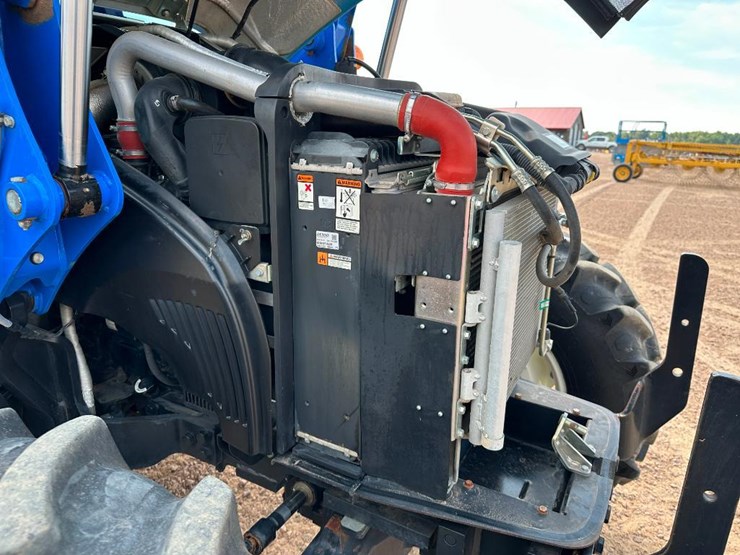 2016-new-holland-t4.120-image-53