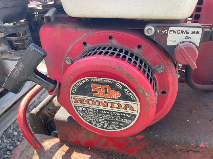 #6363-•-rolair-pontoon-air-compressor-image-6
