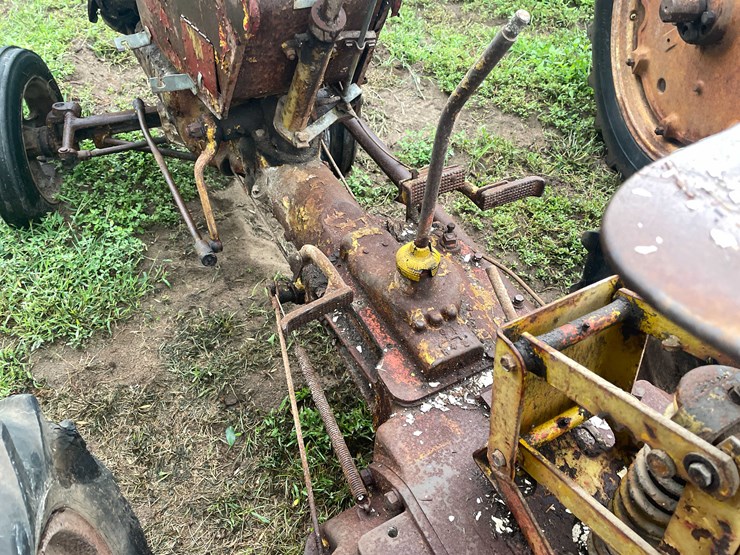 #6678-•-case-parts-tractor-image-14