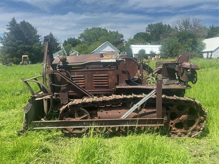 cletrac-crawler-image-2