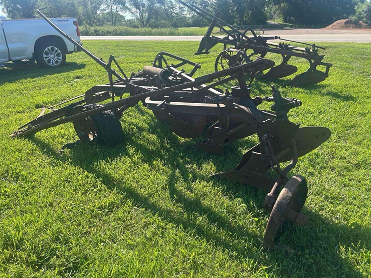 antique-plow-image-4