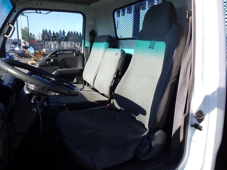 2000-isuzu-npr-image-17