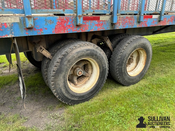 1982-monn-t/a-side-dump-sugar-beet-trailer-image-15