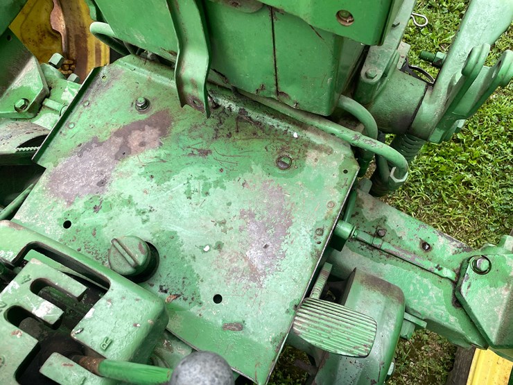 #6685-•-1959---1960-john-deere-tractor-image-32