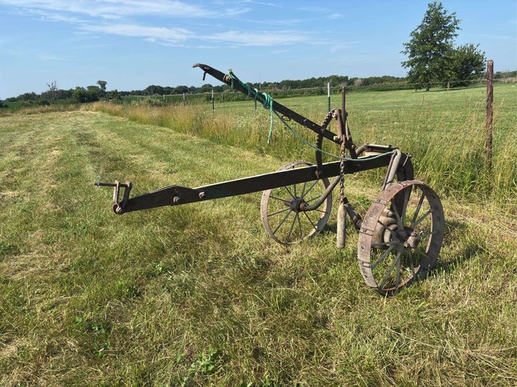john-deere-subsoiler-image-1