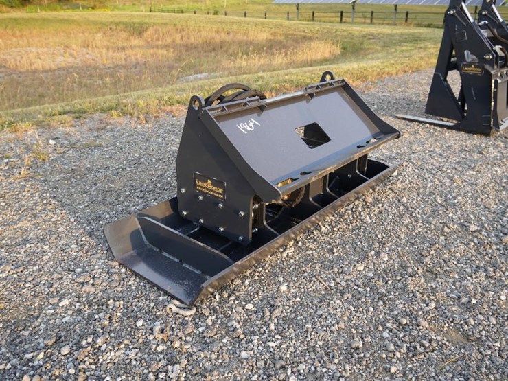 #1350-•-new-landhonor-skid-steer-vibratory-plate-compactor-image-4
