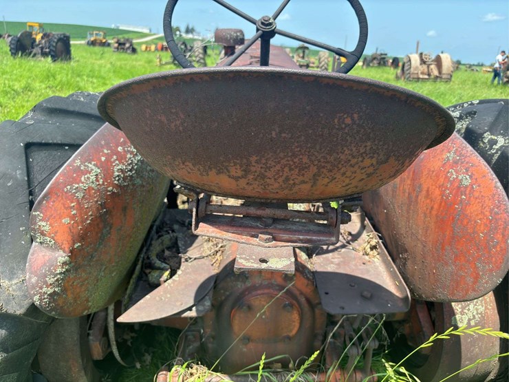 ji-case-tractor-image-48
