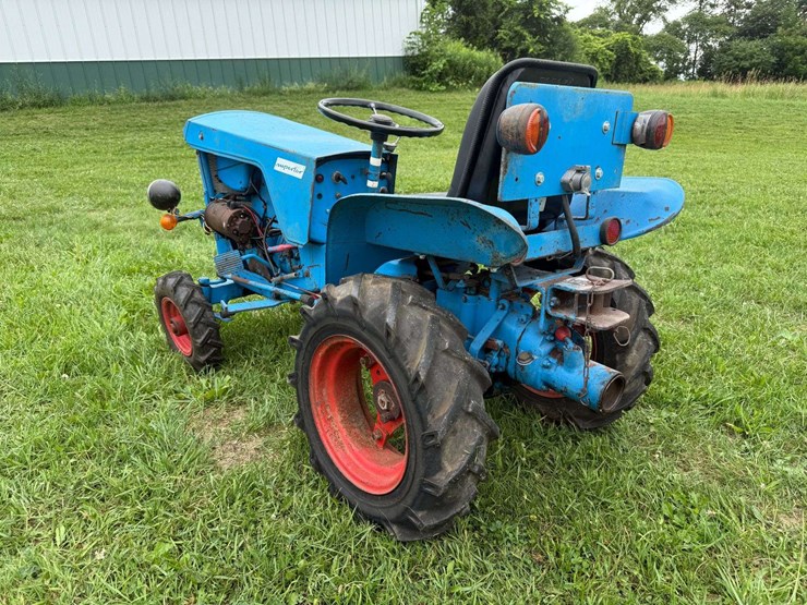 german-gutbrod-garden-tractor-image-7