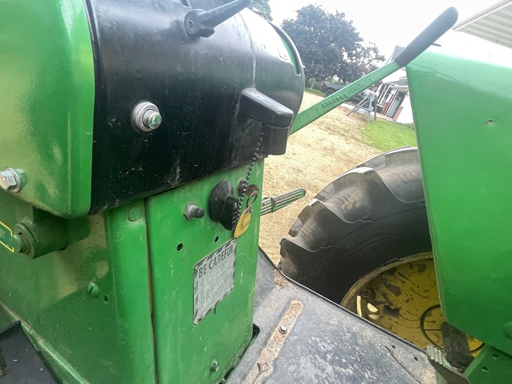 #6667-•-1968-john-deere-tractor-image-11