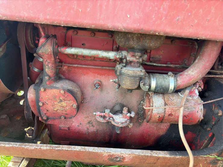 mccormick-deering-w-9-gas-image-26