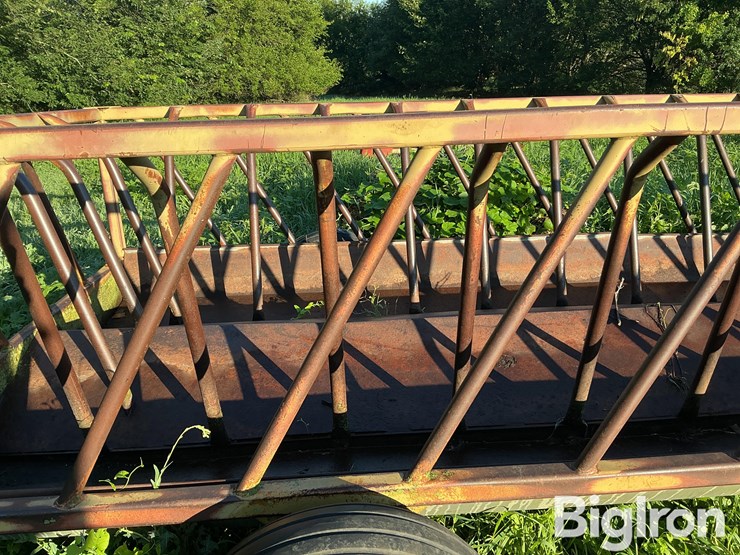 elk-creek-manufactuting-portable-hay-feeder-image-16