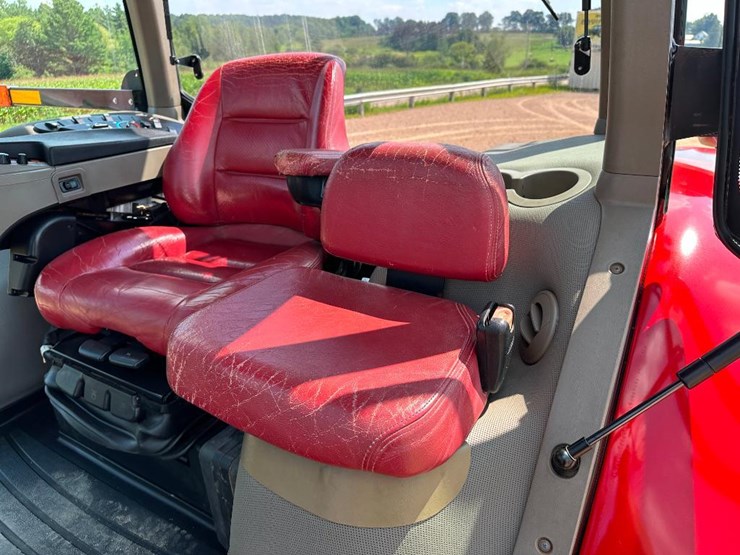 2015-case-ih-magnum-315-image-53