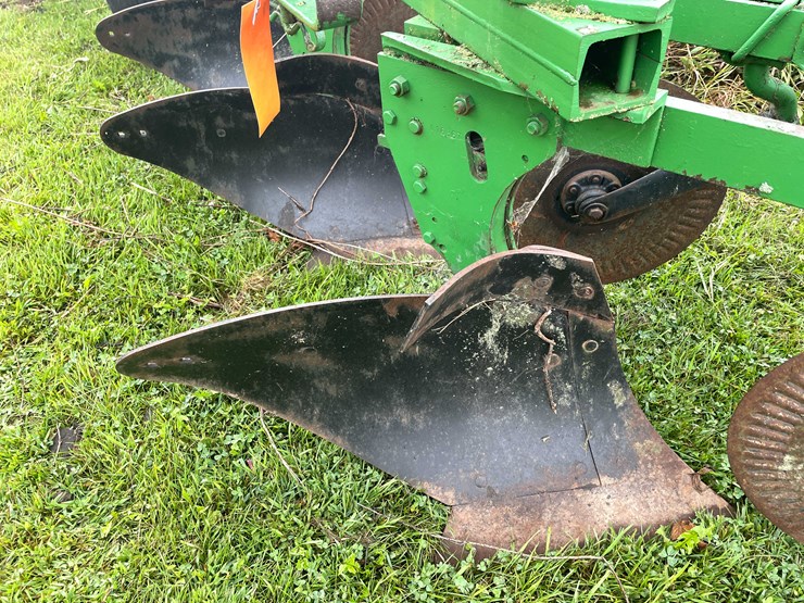 #7466-•-john-deere-moldboard-plow-image-16