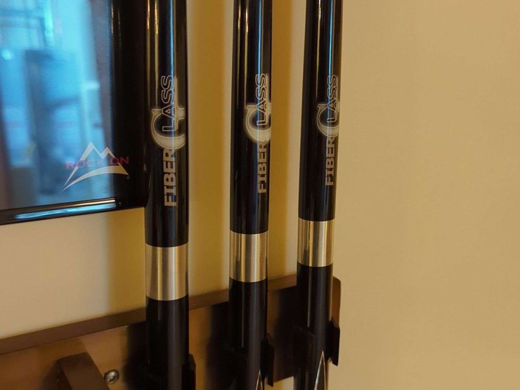 sportcraft-pool-table-lot-with-sticks-and-pool-hanger---84”-bumper-to-bumper-image-9
