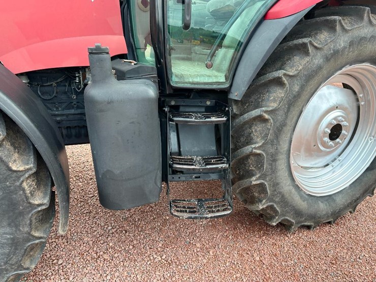 2006-case-ih-mxu115-image-11