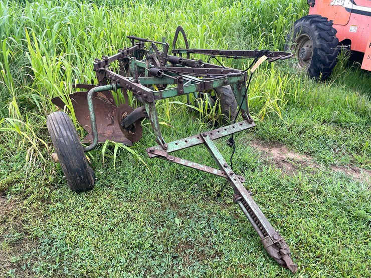 john-deere-60-image-1