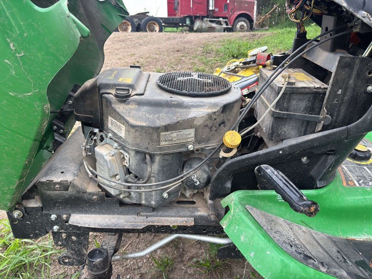 john-deere-x300-image-28