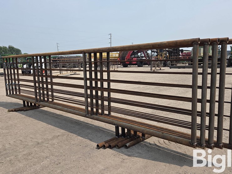24'-free-standing-panels-(bid-per-unit)-image-1