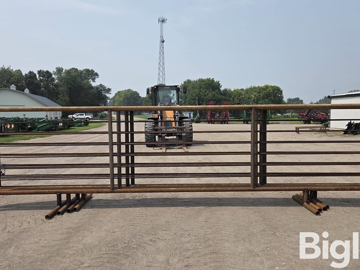24'-free-standing-panels-(bid-per-unit)-image-6
