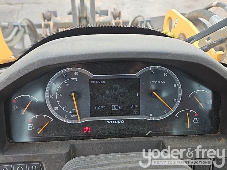 2020-volvo-l60h-image-53