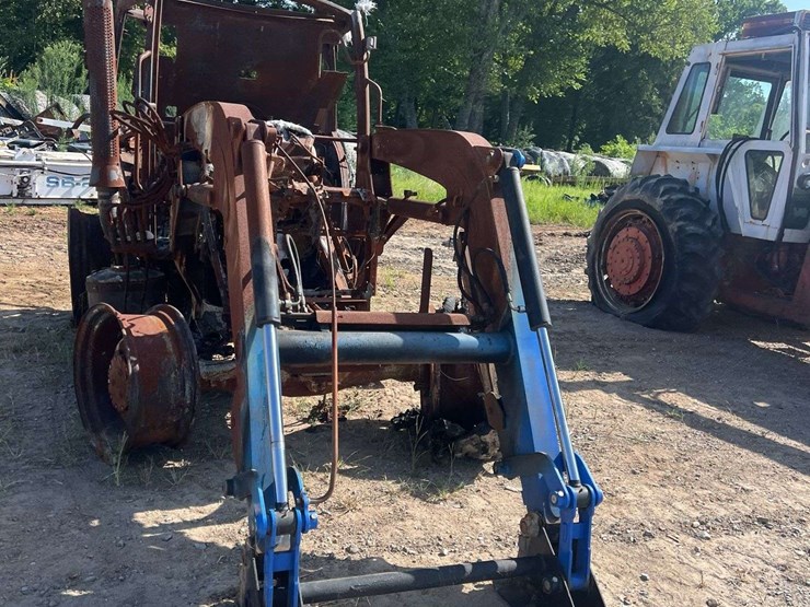 2013-new-holland-t4.95-image-6