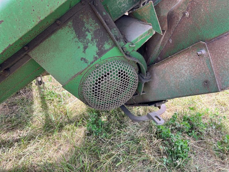 john-deere-b-image-60