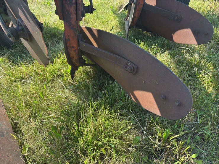 ji-case-pull-type-plow-image-19