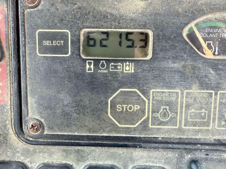 deere-410g-image-8