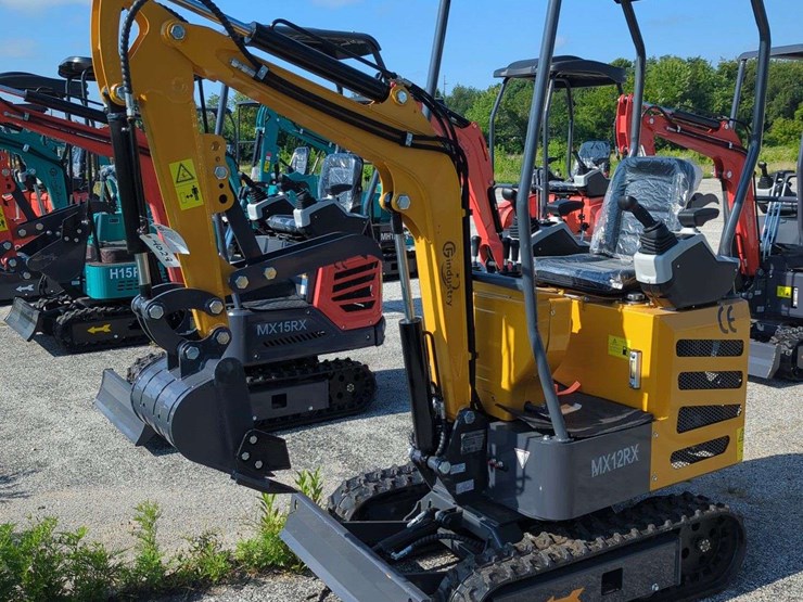 cfg-industrial-mini-excavator---mx12rx-(2025)-image-1
