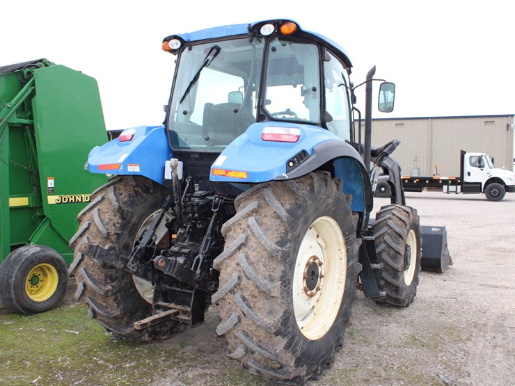 2015-new-holland-t5.105-image-3
