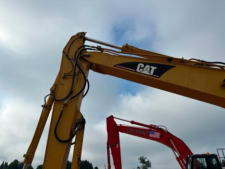 2003-caterpillar-312cl-image-33