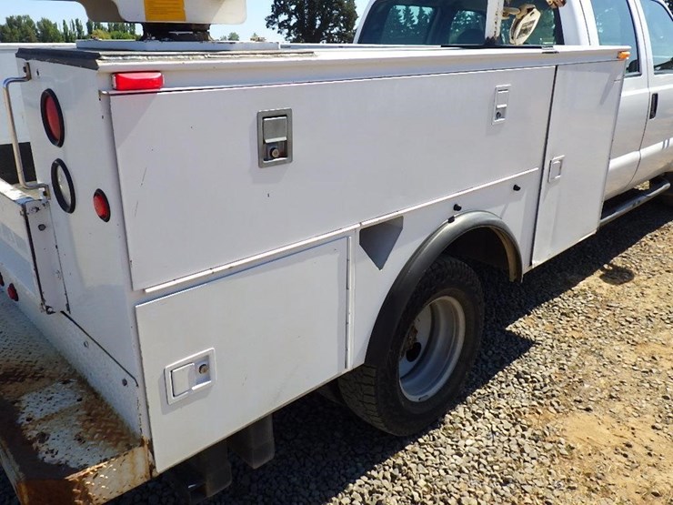 2005-ford-f350-image-11