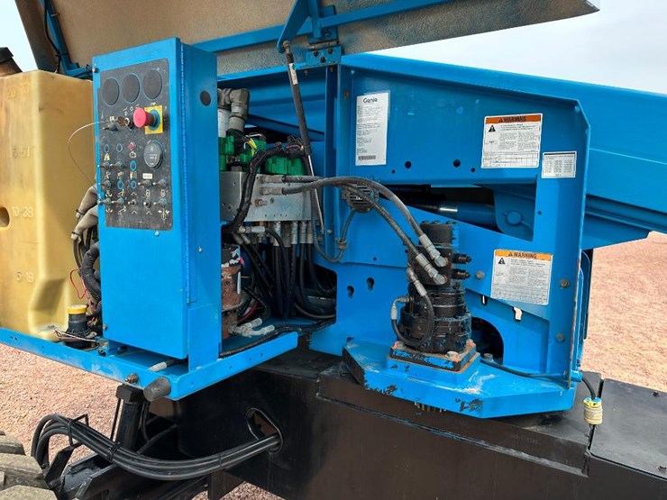 2008-genie-s40-image-40