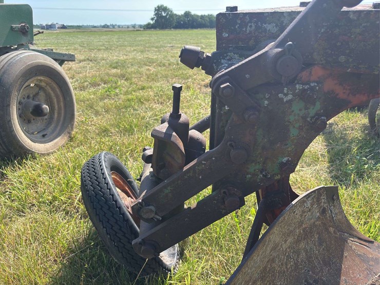 ji-case-pull-type-plow-image-34