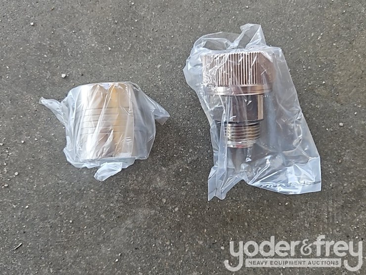 unused-fuel-boss-12v-portable-diesel-transfer-pump-15-gpm-c/w-12'-hose,-nozzle-image-8