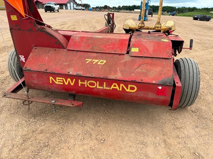 new-holland-770-image-16
