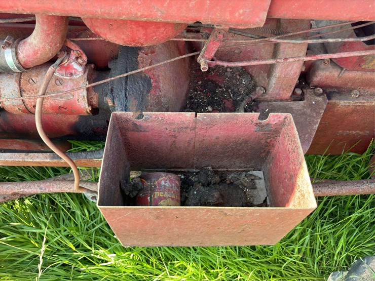 mccormick-deering-w-9-gas-image-37