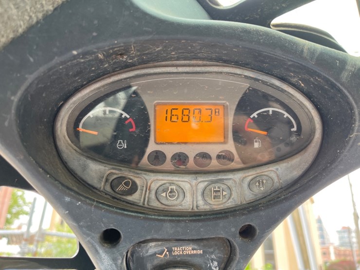2019-bobcat-t590-image-13
