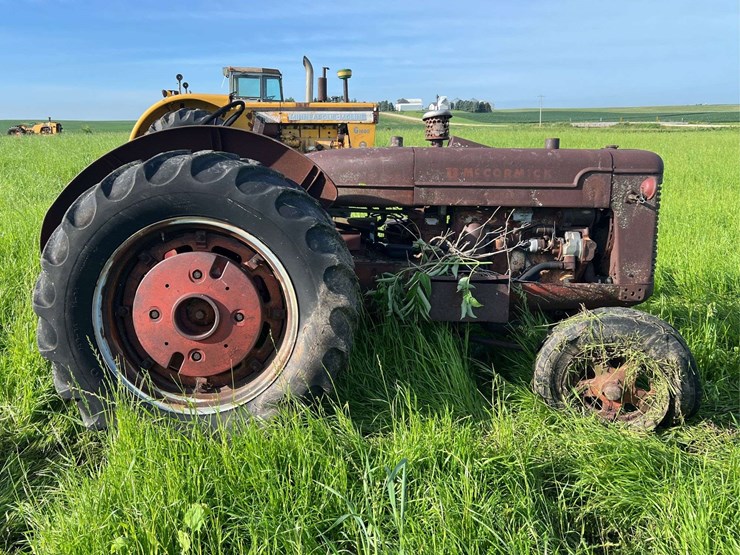 mccormick-deering-super-wd-9-image-6