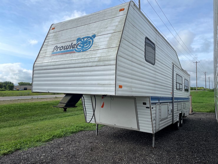 #6294-•-1995-prowler-5th-wheel-travel-trailer-(has-wi-title)-image-1