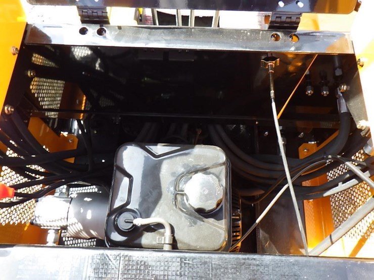 2025-miva-va15-hydraulic-excavator-image-17