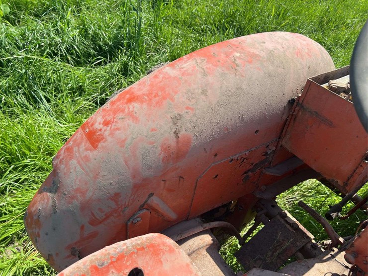 allis-chalmers-with-sickle-mower-image-45
