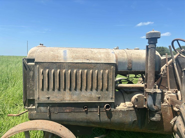 mccormick-deering-10-20-image-34