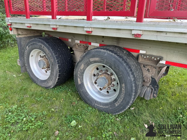 2013-reitnouer-t/a-side-dump-sugar-beet-trailer-image-16