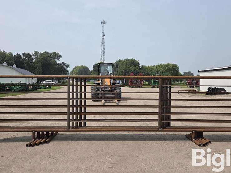 24'-free-standing-panels-(bid-per-unit)-image-6