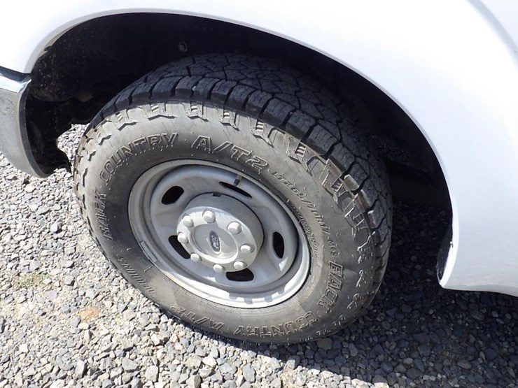 2014-ford-f250-image-24